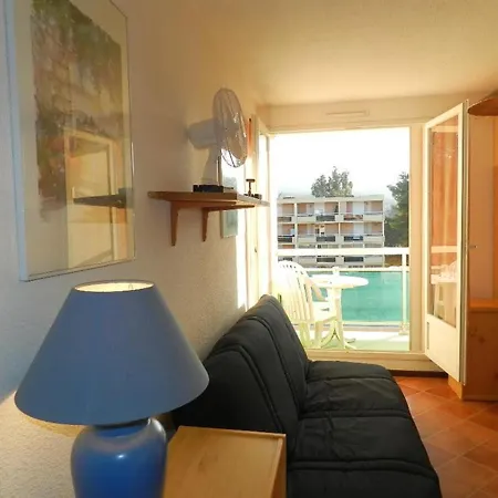 Studio Bormes-les-mimosas, 1 Piece, 2 Personnes - Fr-1-713-80